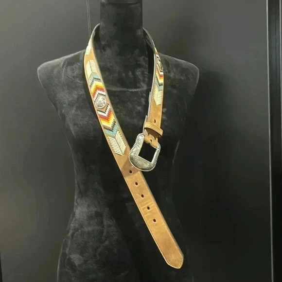 Nocona Genuine Leather,removable silver embossed buckle,Conchos,Aztec embroidery - Picture 4 of 12